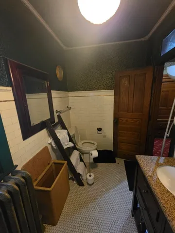 $649,999 | 705 West Highland Avenue, Elgin, IL 60123