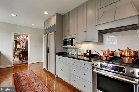 $4,185,000 | 4920 Palisade Lane Northwest, Washington, DC 20016