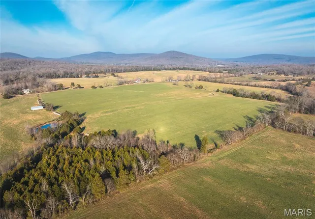 $1,200,000 | 250 Wayne 324, Patterson, MO 63956