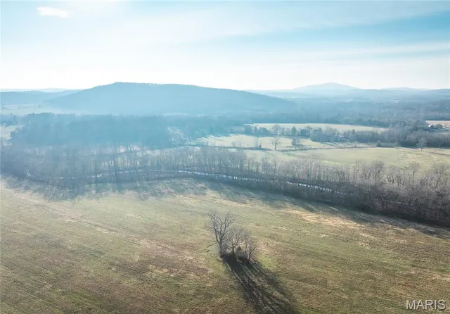 $1,200,000 | 250 Wayne 324, Patterson, MO 63956