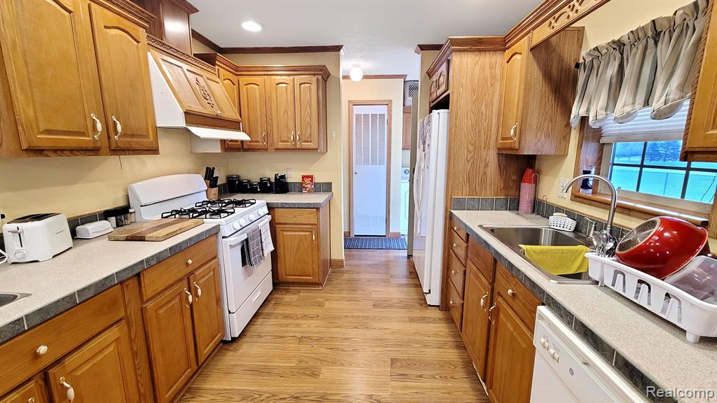 12779 Nichols Road Burt, MI 48417 - Photo 11 of 20