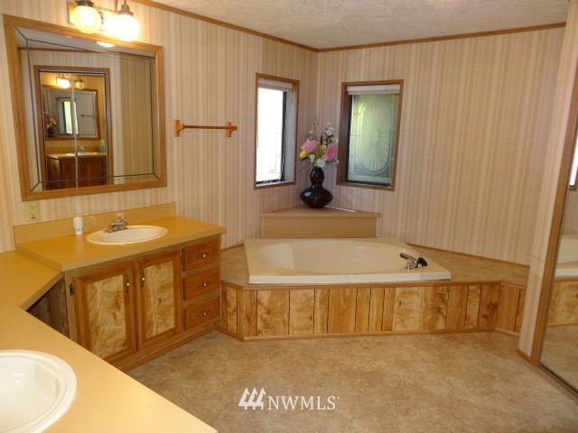 2015 24th, Unit 23 Bellingham, WA 98225 - Photo 12 of 17 Gallery Image 12
