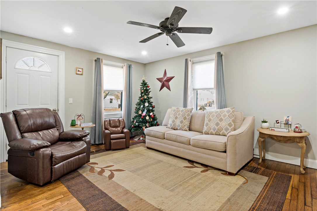 11 Colonial Way West Warwick, RI 02893 - Photo 14 of 27