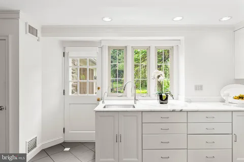 $3,595,000 | 534 North Rose Lane, Haverford, PA 19041