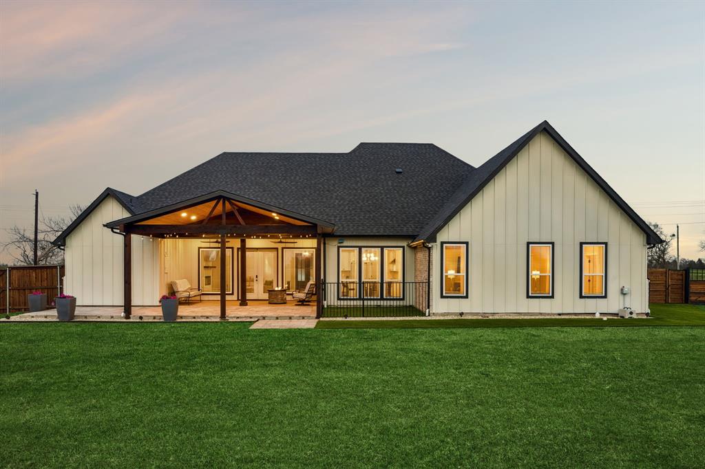 1179 Harrell Road Howe, TX 75459 - Photo 3 of 37