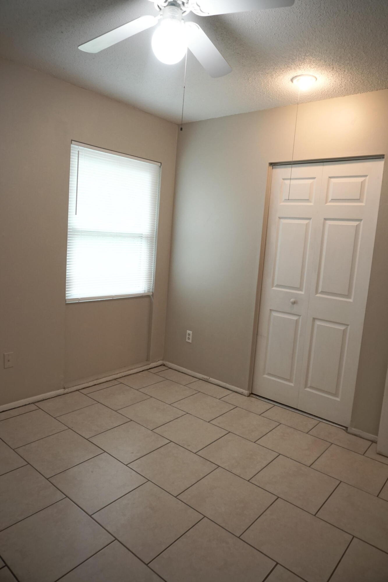 971 Fulton Lane Northeast Palm Bay, FL 32905 - Photo 11 of 42 DSC08277