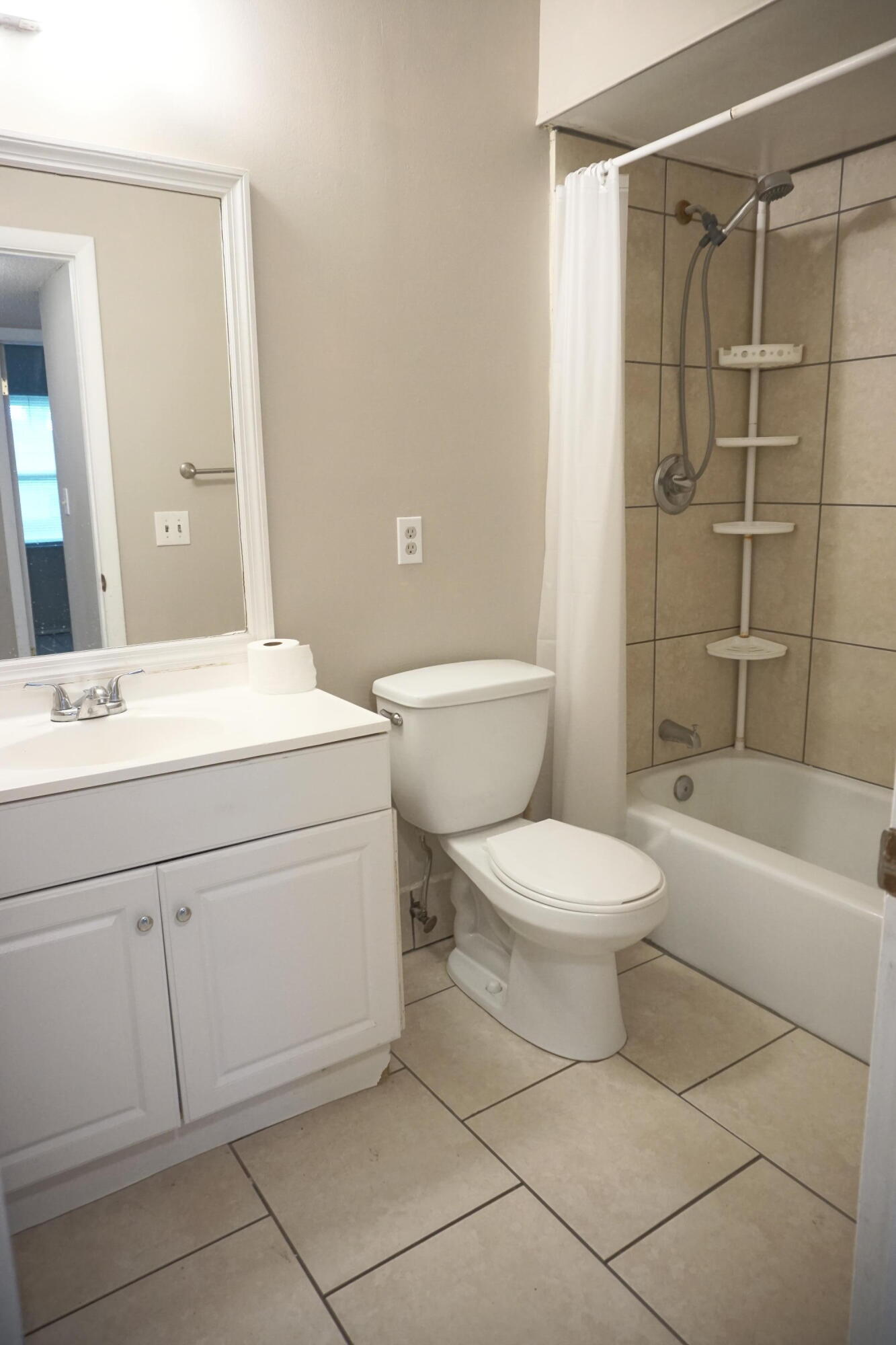 971 Fulton Lane Northeast Palm Bay, FL 32905 - Photo 15 of 42 DSC08297