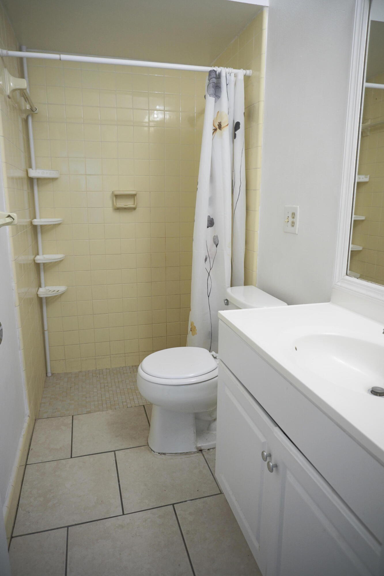 971 Fulton Lane Northeast Palm Bay, FL 32905 - Photo 19 of 42 DSC08287