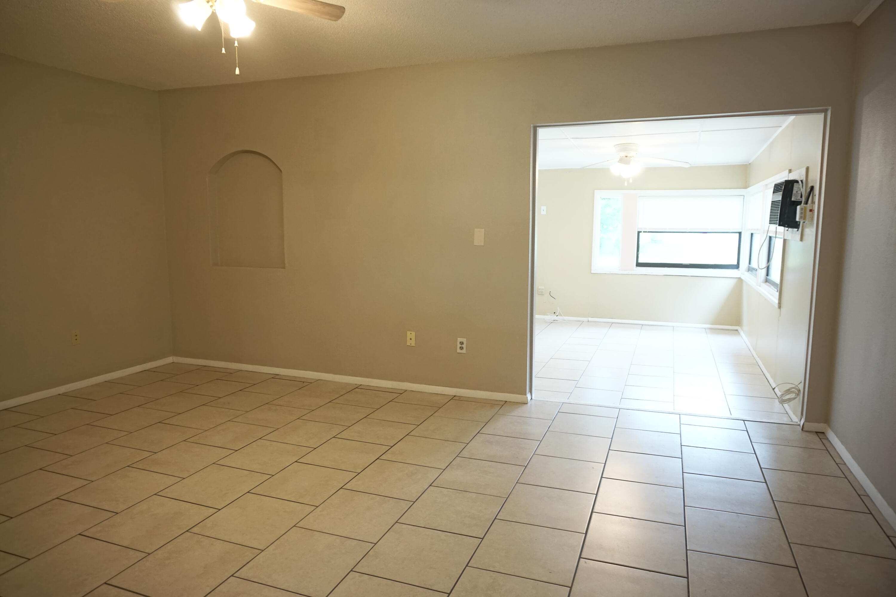971 Fulton Lane Northeast Palm Bay, FL 32905 - Photo 6 of 42 DSC08267