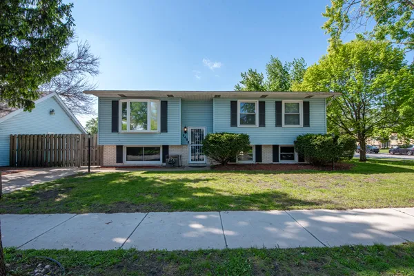 $279,900 | 749 North Elmer Street, Griffith, IN 46319