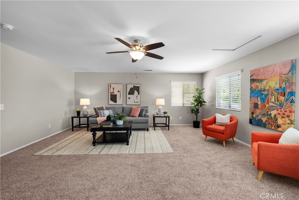 28244 Springvale Lane Castaic, CA 91384 - Photo 22 of 42