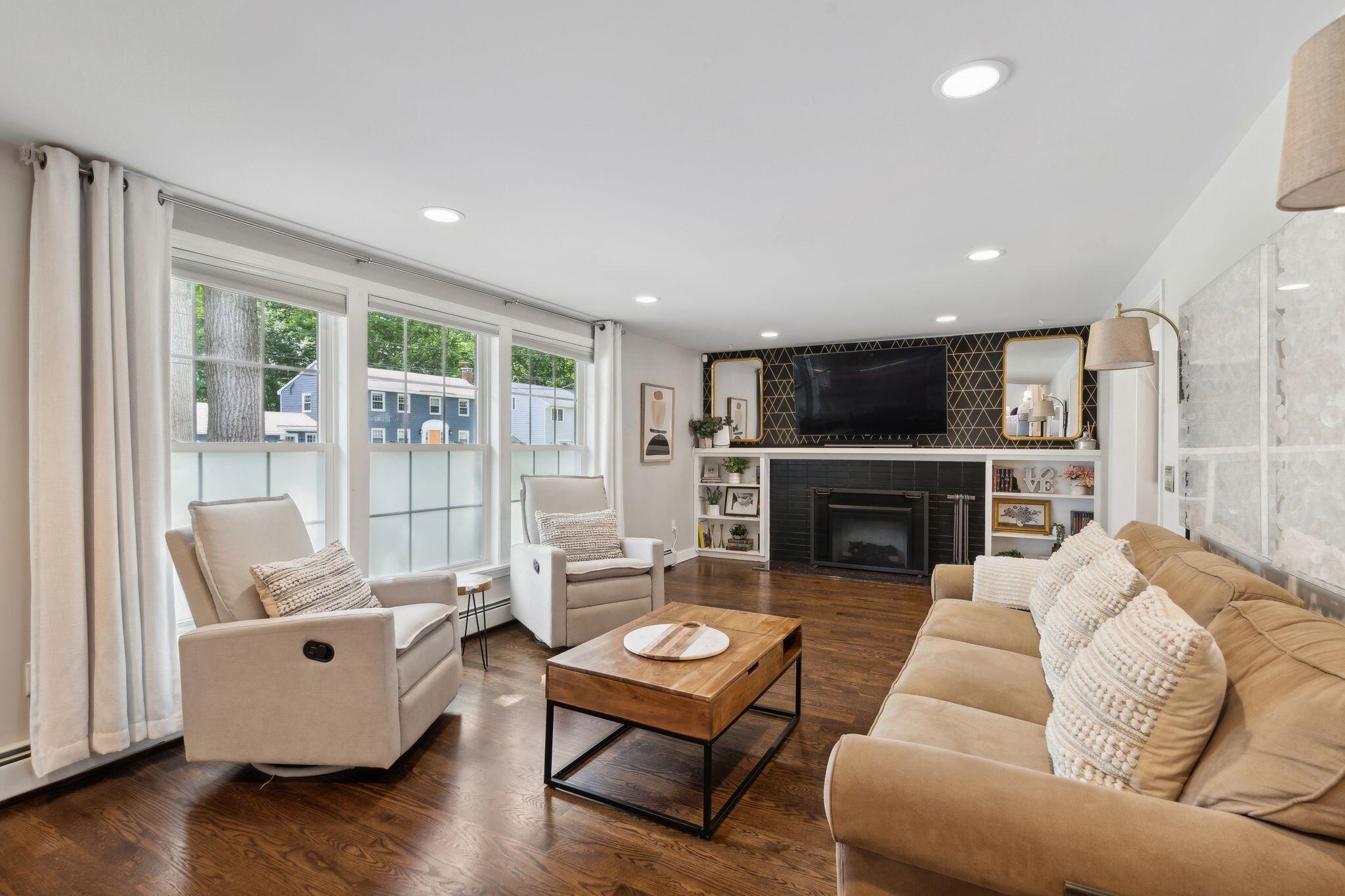 43 Woodfield Road Portland, ME 04102 - Photo 13 of 43 Living Room