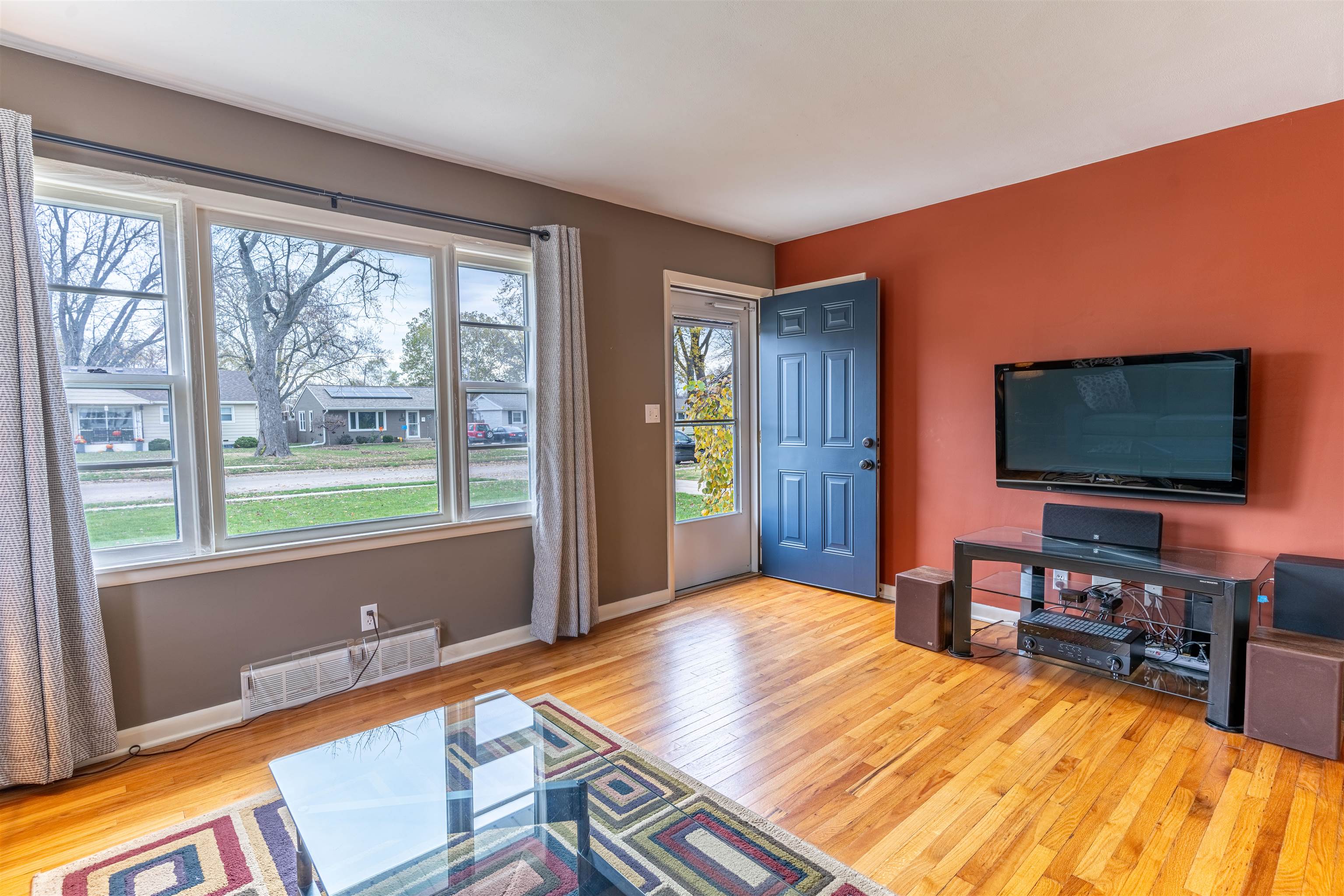 3012 Ruth Street Rockford, IL 61103 - Photo 4 of 24 Gallery Image 4