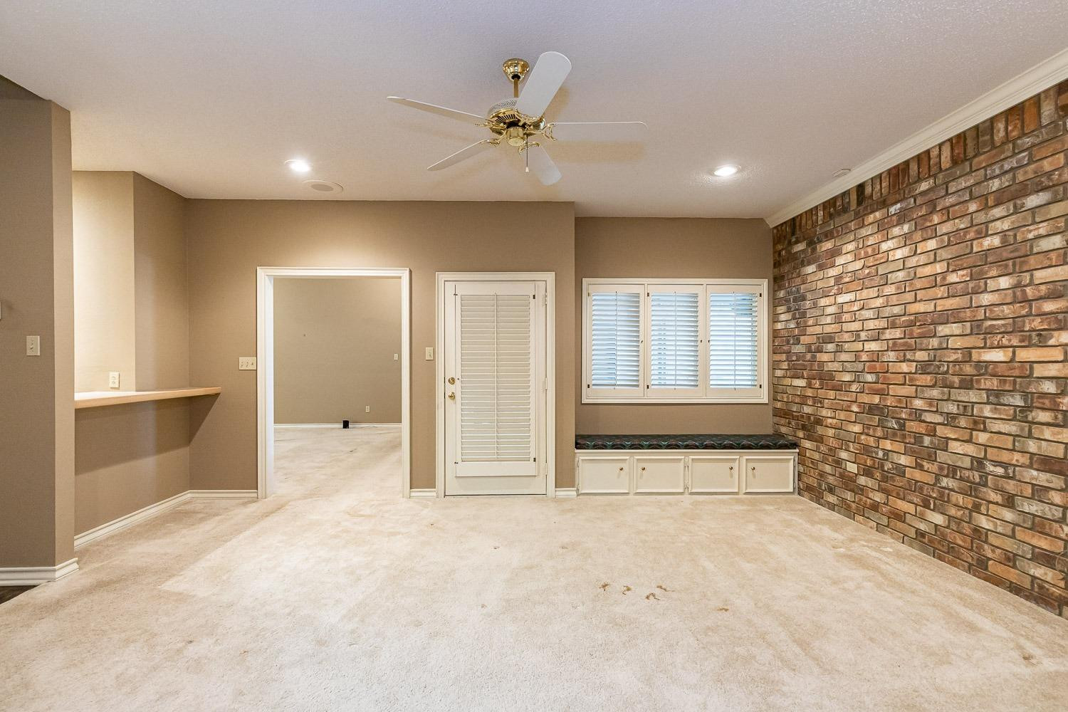 8506 Raleigh Avenue Lubbock, TX 79424 - Photo 12 of 46 Photo 12