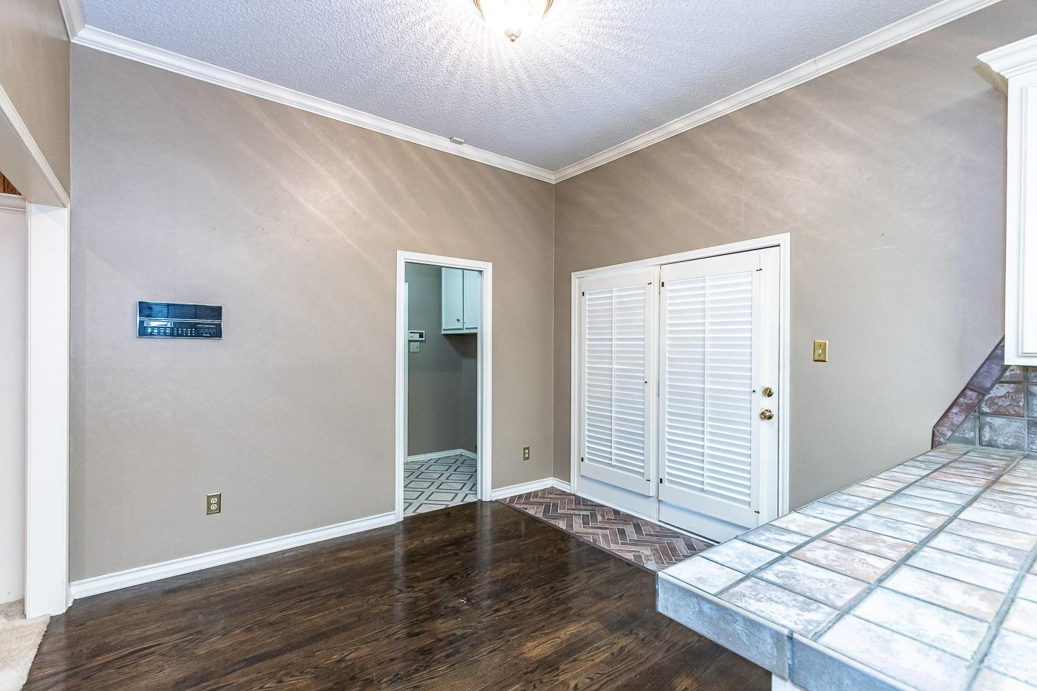 8506 Raleigh Avenue Lubbock, TX 79424 - Photo 16 of 46 Eating Area