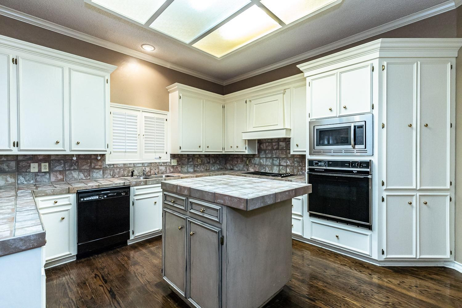 8506 Raleigh Avenue Lubbock, TX 79424 - Photo 18 of 46 Kitchen