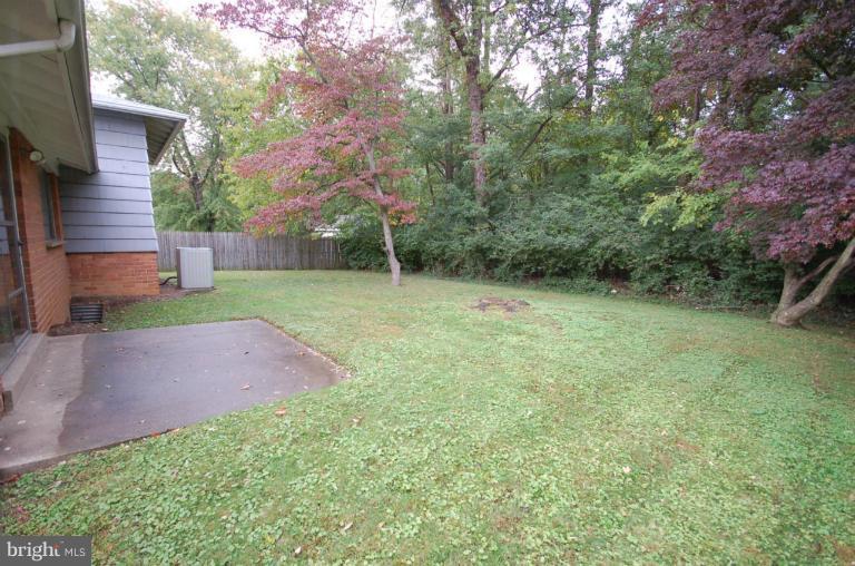 701 Lowander Lane Silver Spring, MD 20901 - Photo 4 of 15 Exterior (Rear)