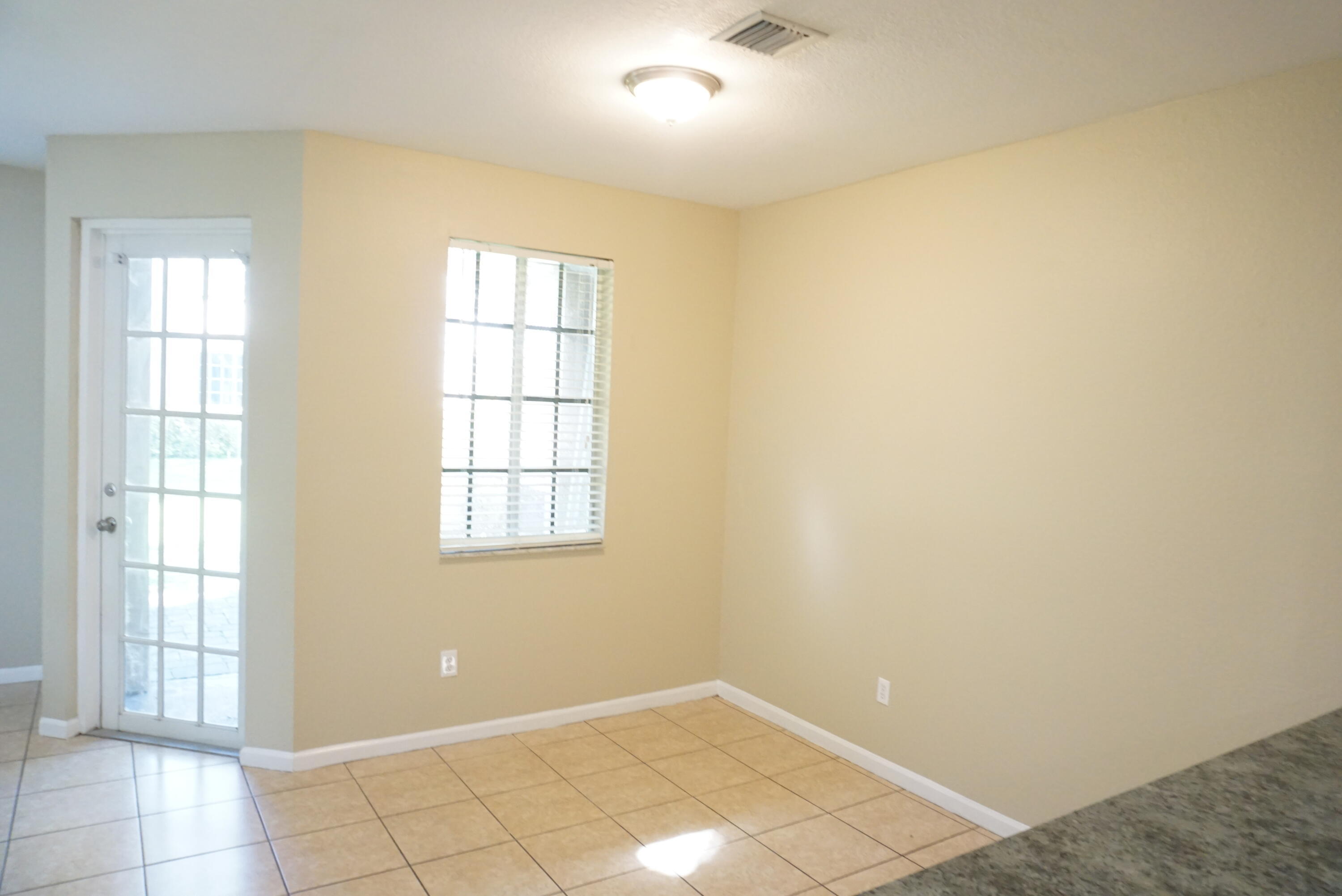 1964 Flamingo Place Riviera Beach, FL 33404 - Photo 6 of 32 DSC07866