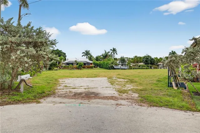 a view of a ocean view