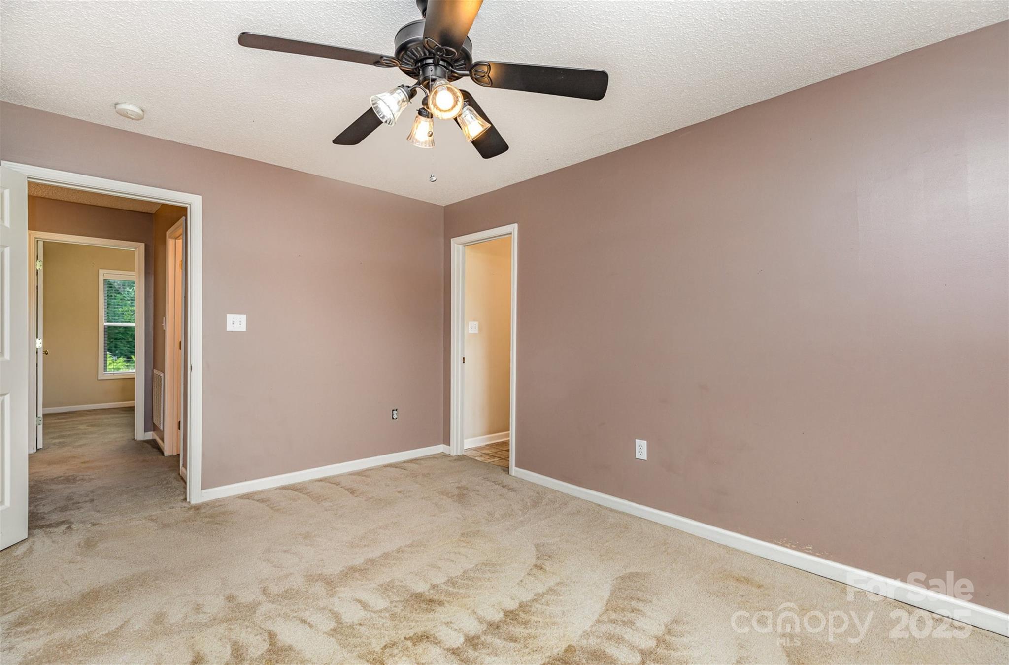 4751 Kemp Dellinger Road Maiden, NC 28650 - Photo 11 of 17 en view interior of the house
