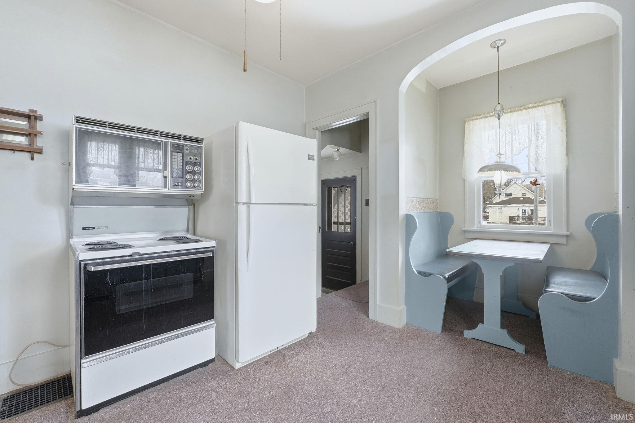 535 East Center Street Warsaw, IN 46580 - Photo 15 of 36