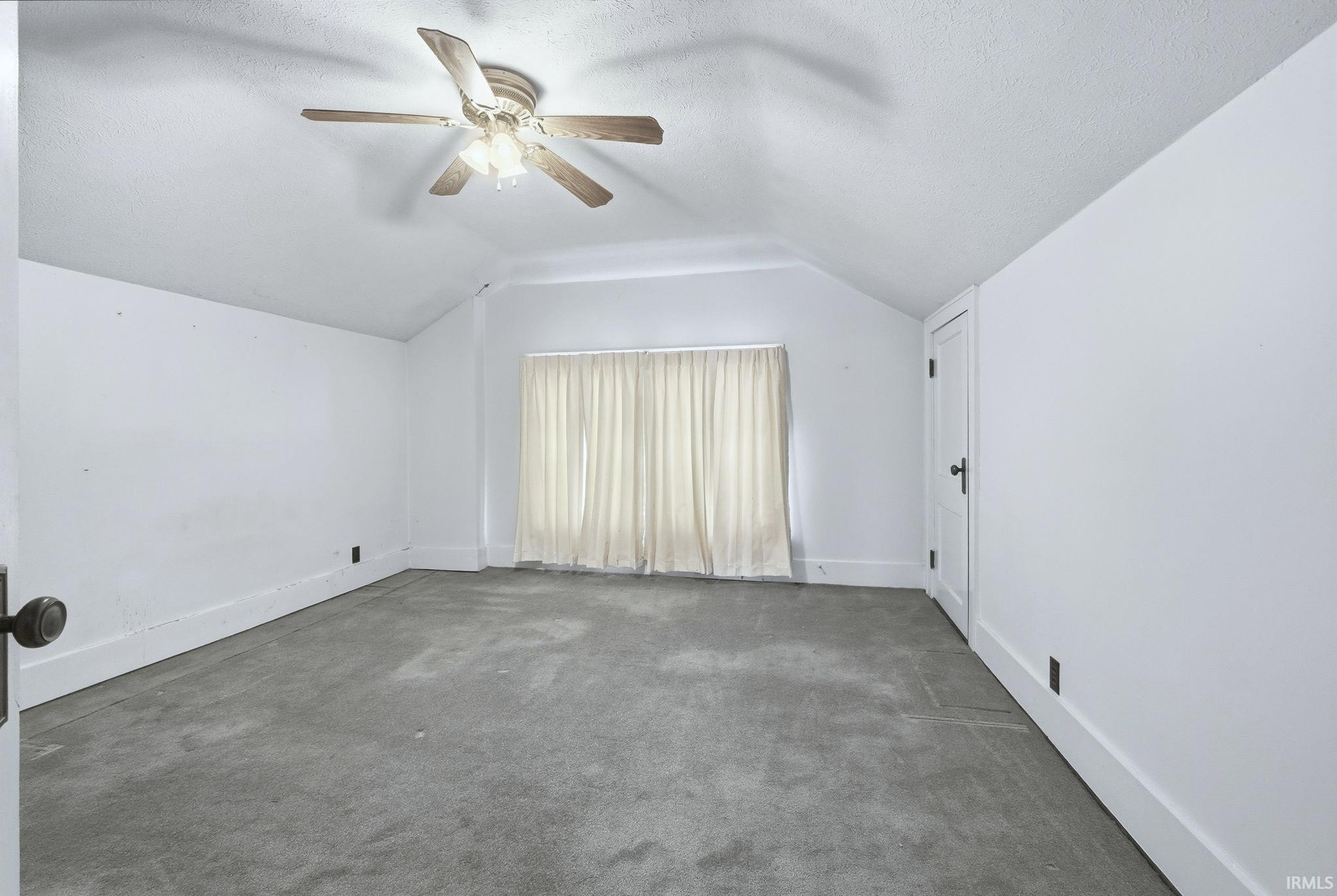 535 East Center Street Warsaw, IN 46580 - Photo 24 of 36