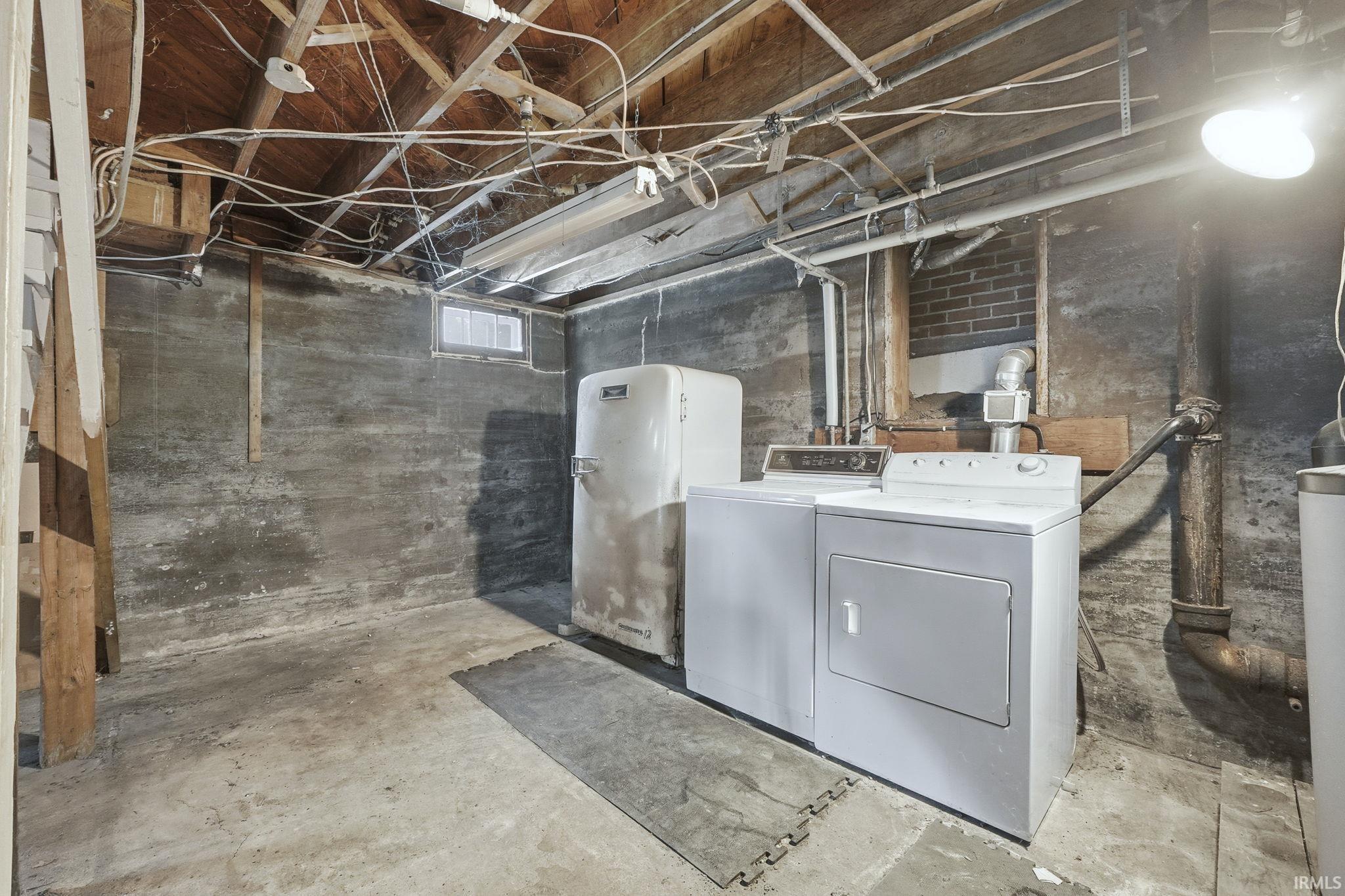 535 East Center Street Warsaw, IN 46580 - Photo 26 of 36