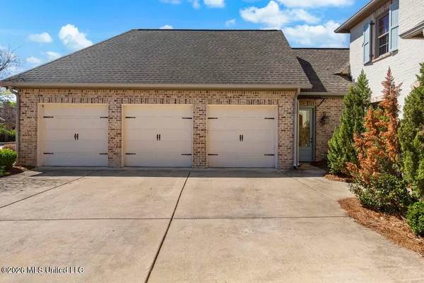 $629,750 | 112 Bristol Lane, Madison, MS 39110