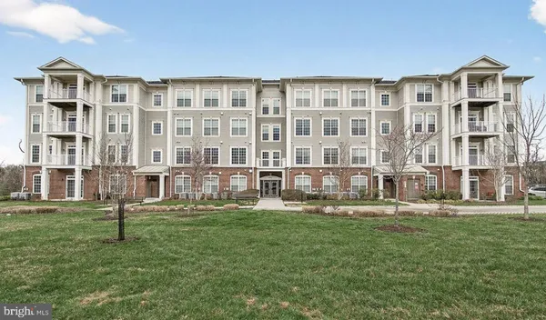 $2,500 | 3911 Doc Berlin Drive, Unit 37, Silver Spring, MD 20906