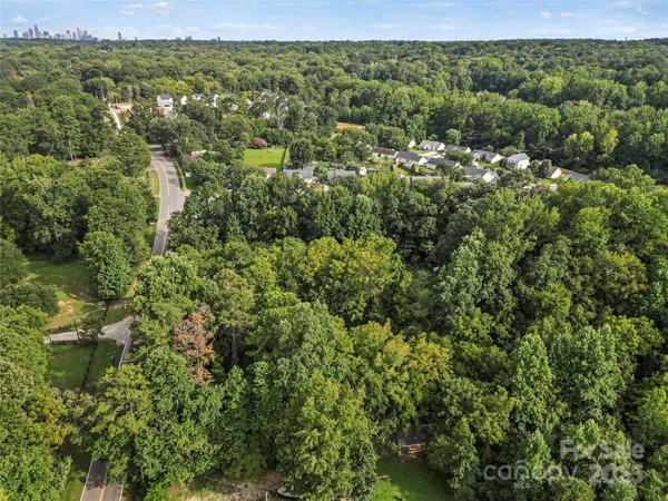 $736,000 | 6109 Paw Creek Road, Charlotte, NC 28214