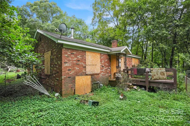 $805,000 | 6109 Paw Creek Road, Charlotte, NC 28214