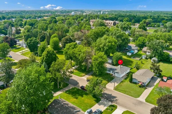 $284,500 | 576 South Street, Owatonna, MN 55060