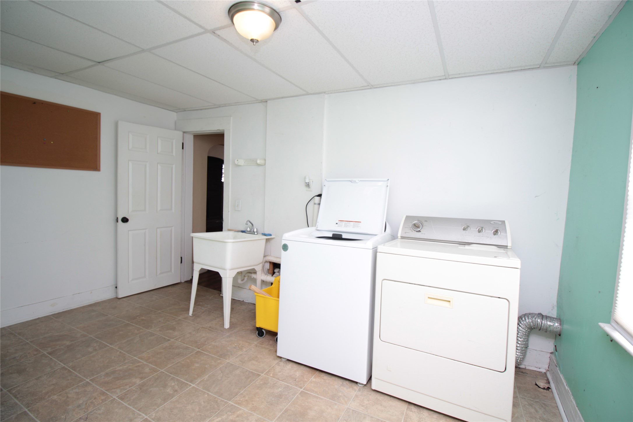 10 Decatur Street Binghamton, NY 13903 - Photo 12 of 44
