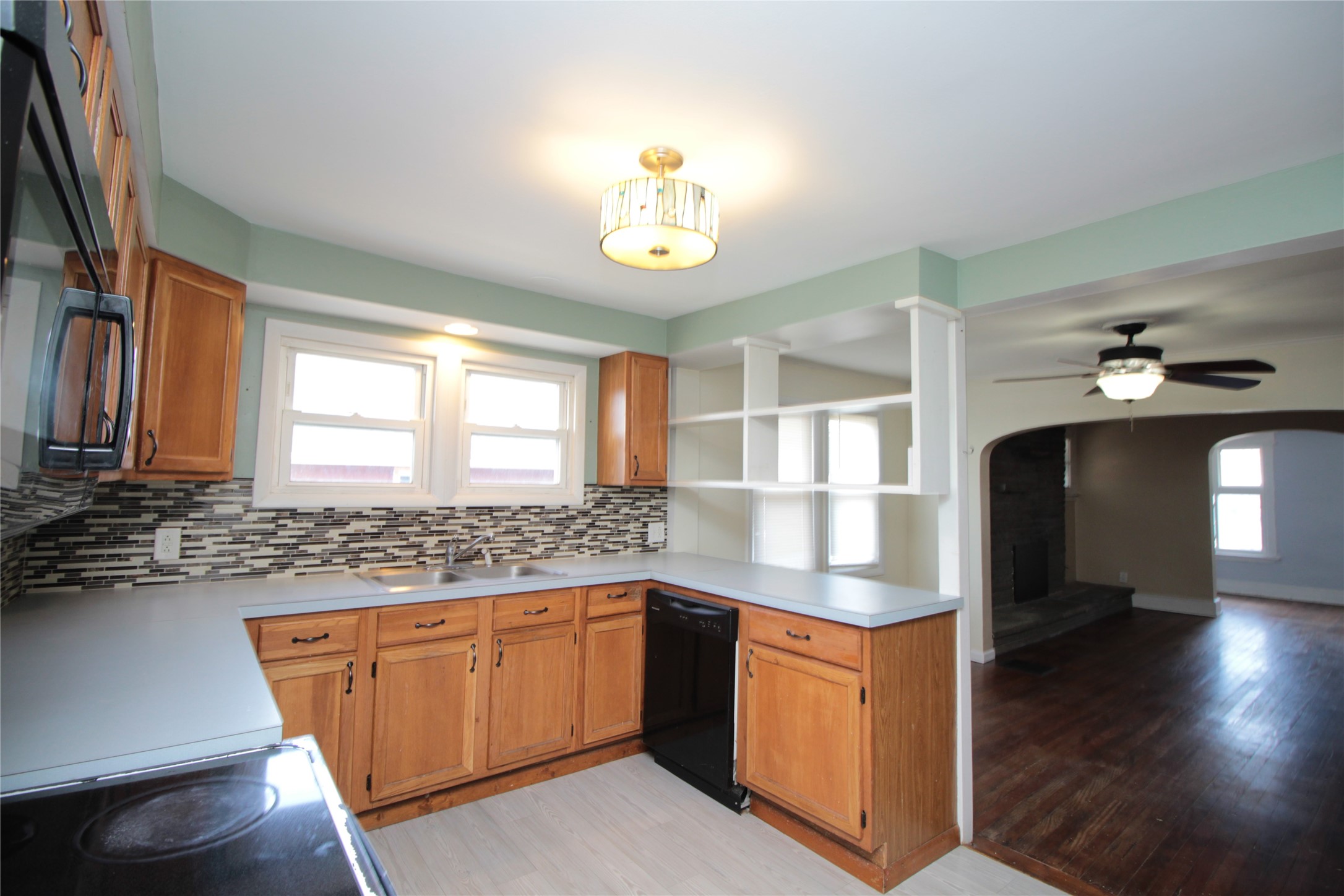 10 Decatur Street Binghamton, NY 13903 - Photo 3 of 44