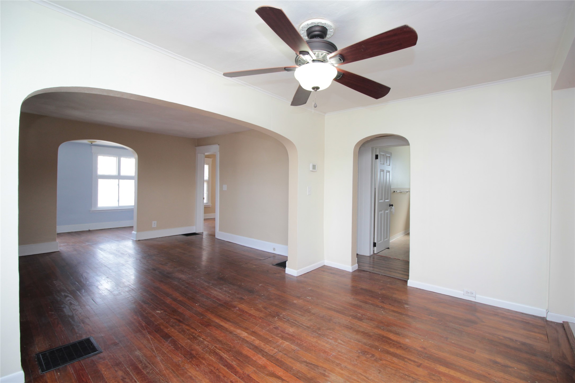 10 Decatur Street Binghamton, NY 13903 - Photo 5 of 44
