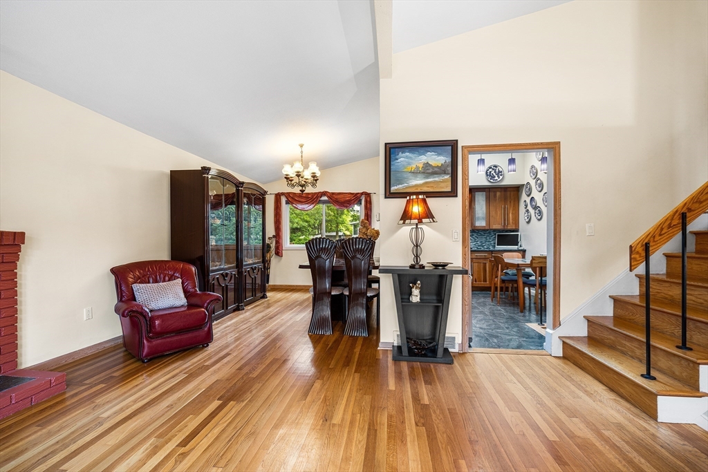 27 Randy Road Framingham, MA 01701 - Photo 11 of 42