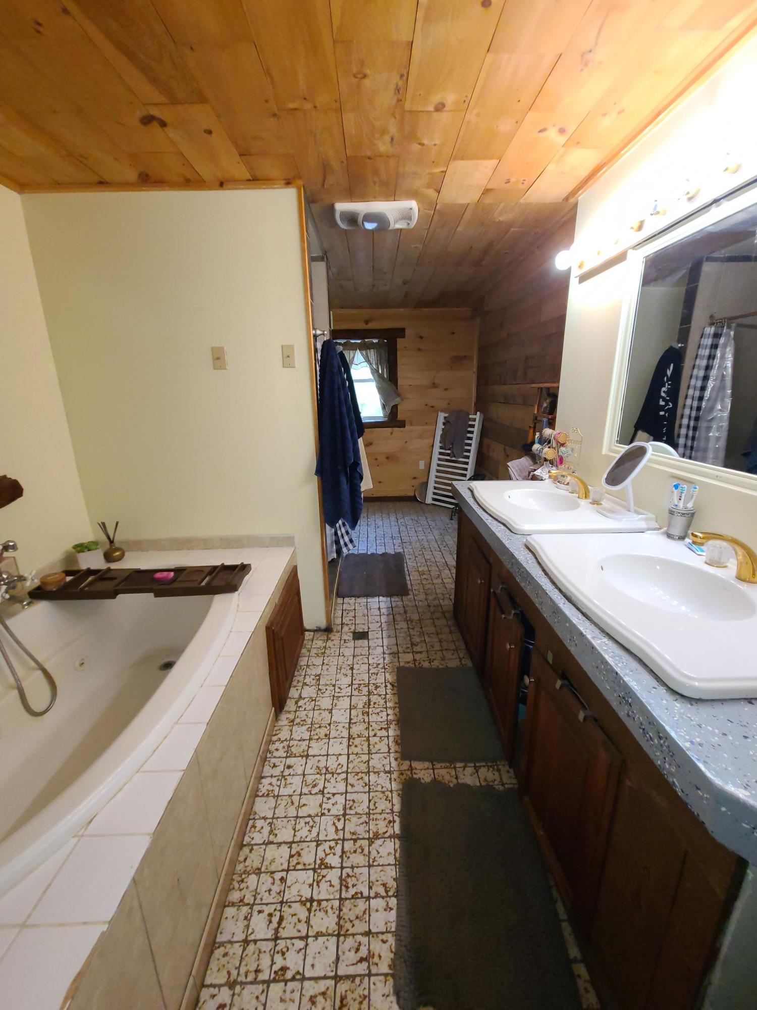 69 Harold Ross Road Dallas Plt, ME 04970 - Photo 20 of 48 15