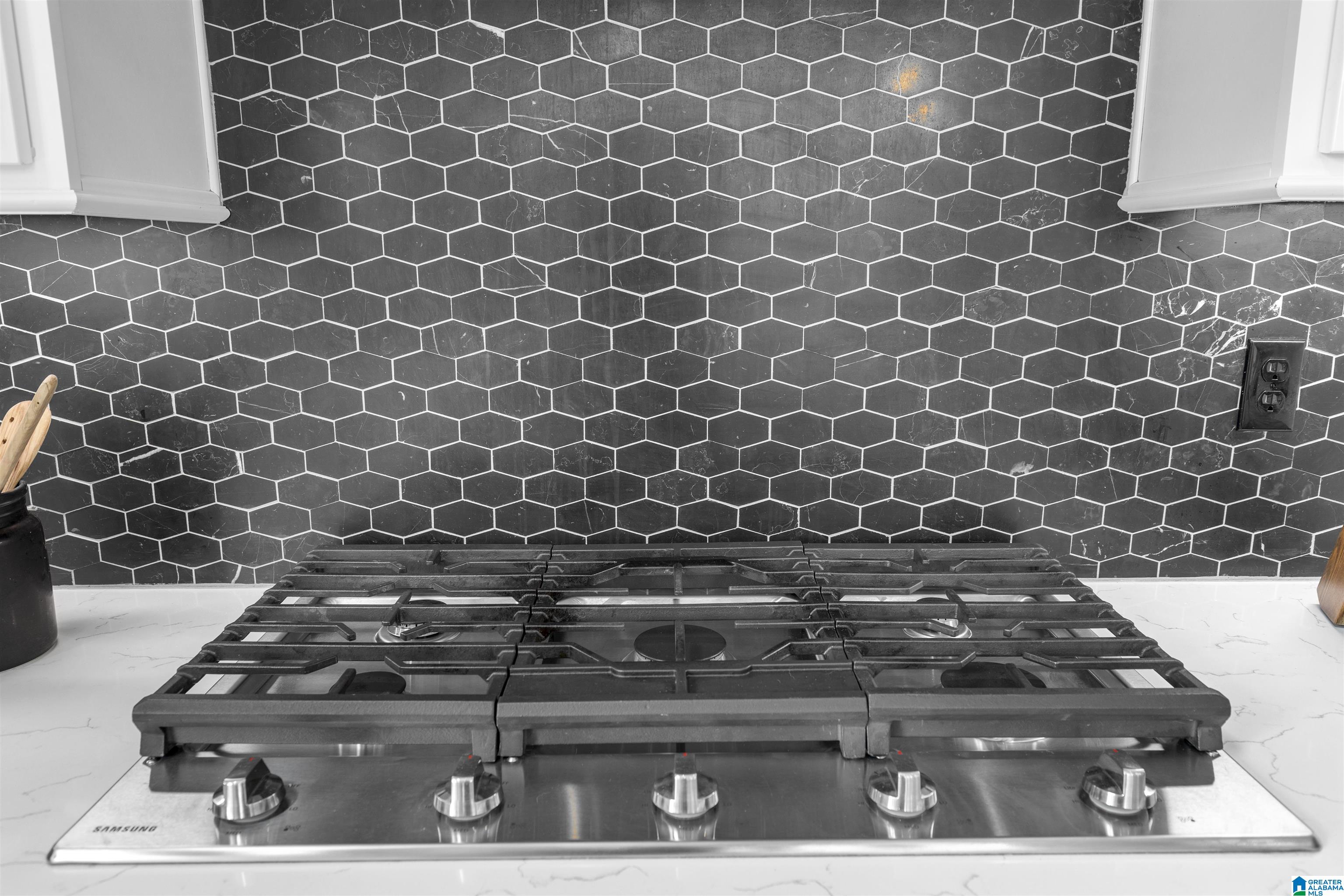 1956 Blackridge Road Birmingham, AL 35244 - Photo 14 of 87