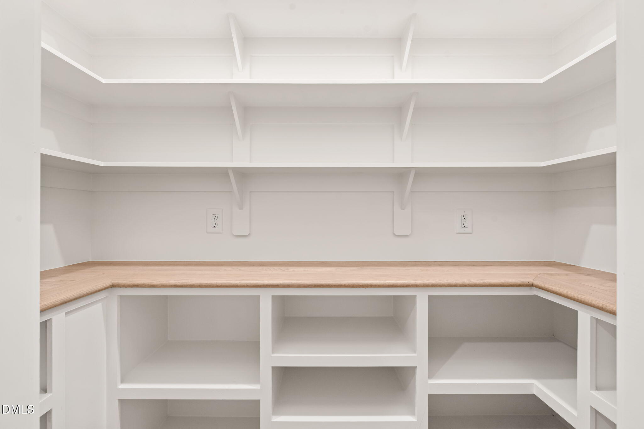 40 Beauview Way Zebulon, NC 27597 - Photo 22 of 52 a view of an empty walk in closet