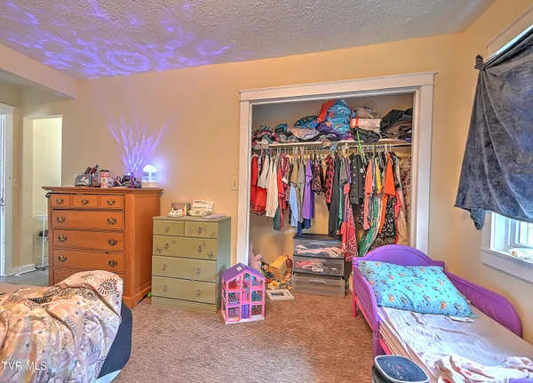 $315,000 | 1703 Windsor Avenue, Unit 2, Bristol, TN 37620