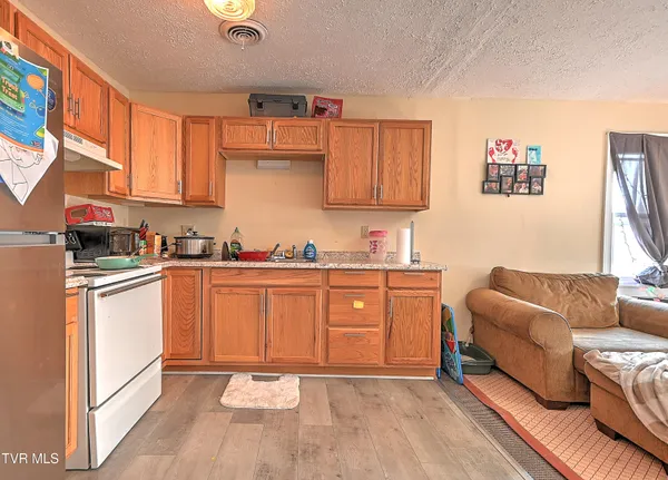 $315,000 | 1703 Windsor Avenue, Unit 2, Bristol, TN 37620
