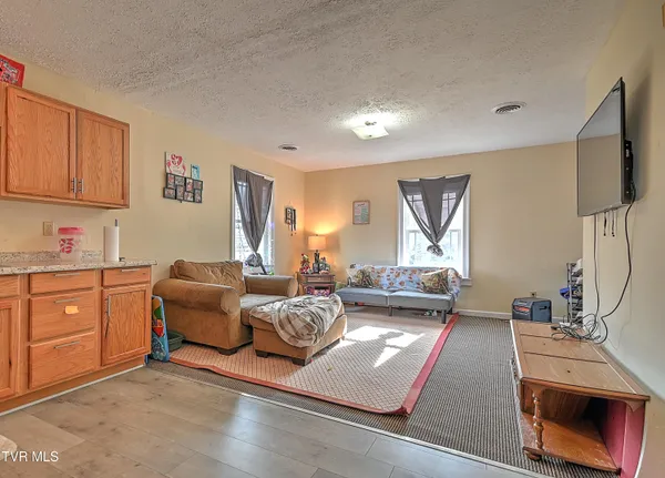 $315,000 | 1703 Windsor Avenue, Unit 2, Bristol, TN 37620