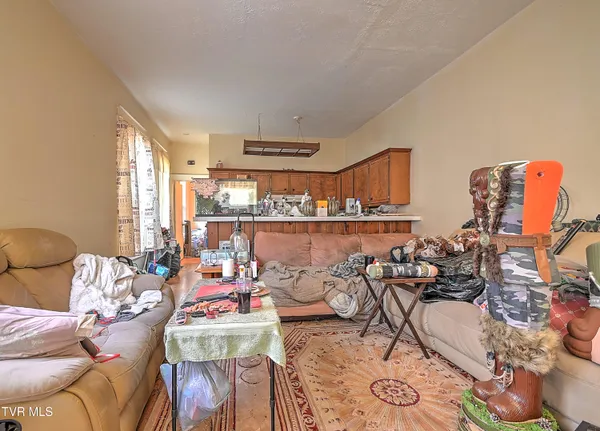 $315,000 | 1703 Windsor Avenue, Unit 2, Bristol, TN 37620