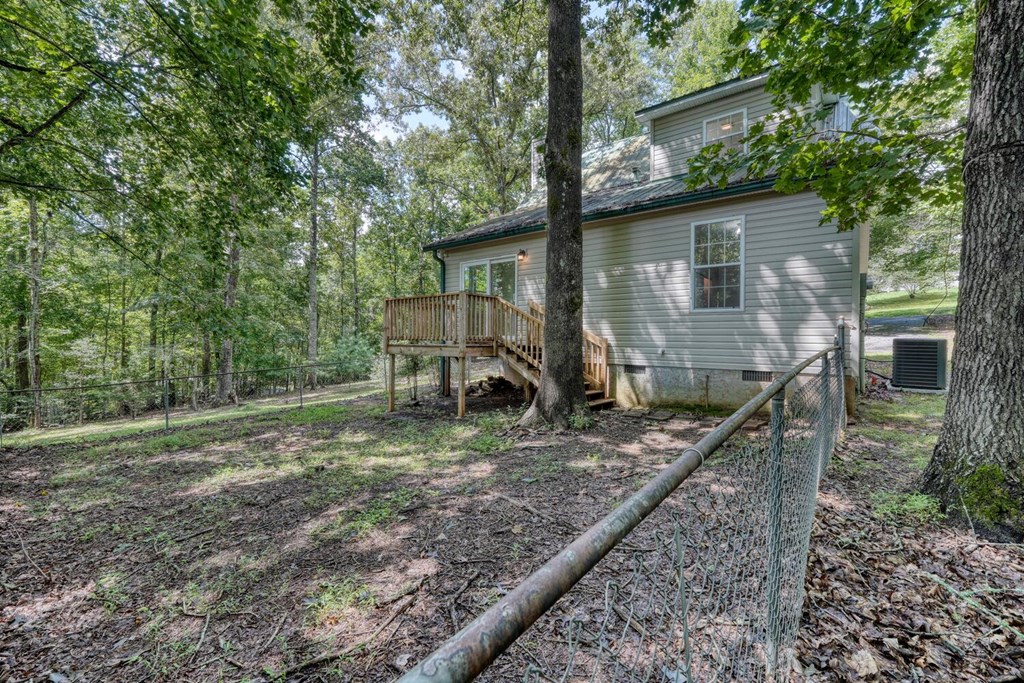 2092 Wood Lake Lane Young Harris, GA 30582 - Photo 6 of 37