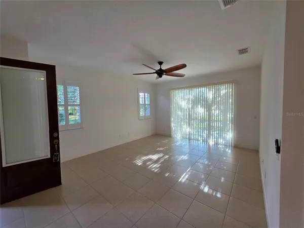 $2,900 | 10341 Belfry Circle, Orlando, FL 32832
