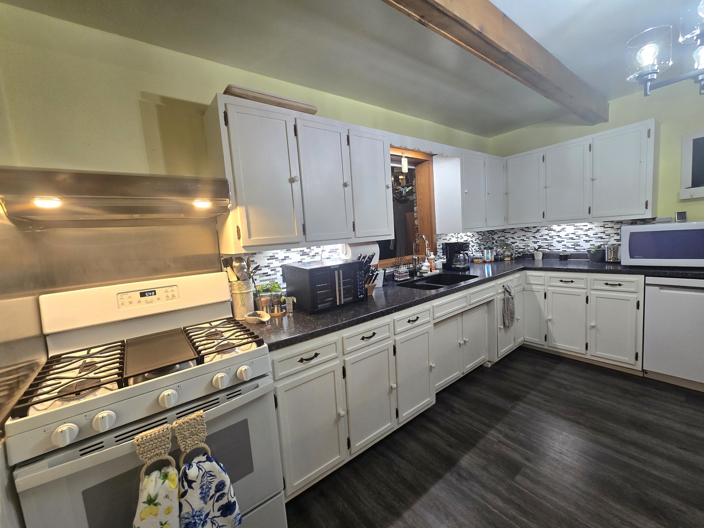 614 South Thomas Street Gilman, IL 60938 - Photo 7 of 39