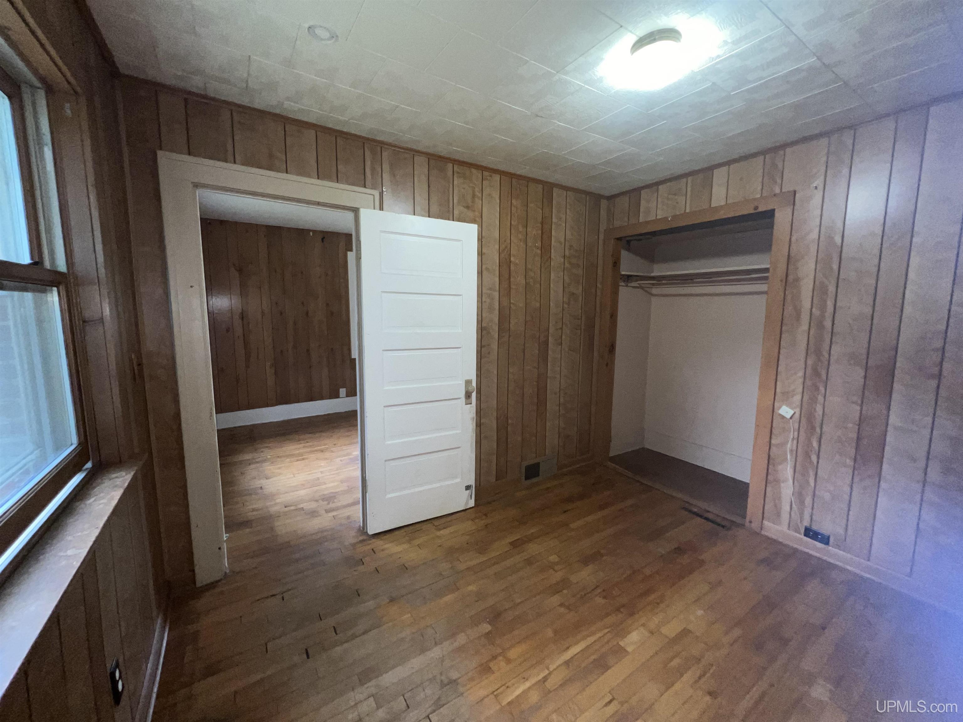 136 Mitchell Street Kingsford, MI 49802 - Photo 10 of 20