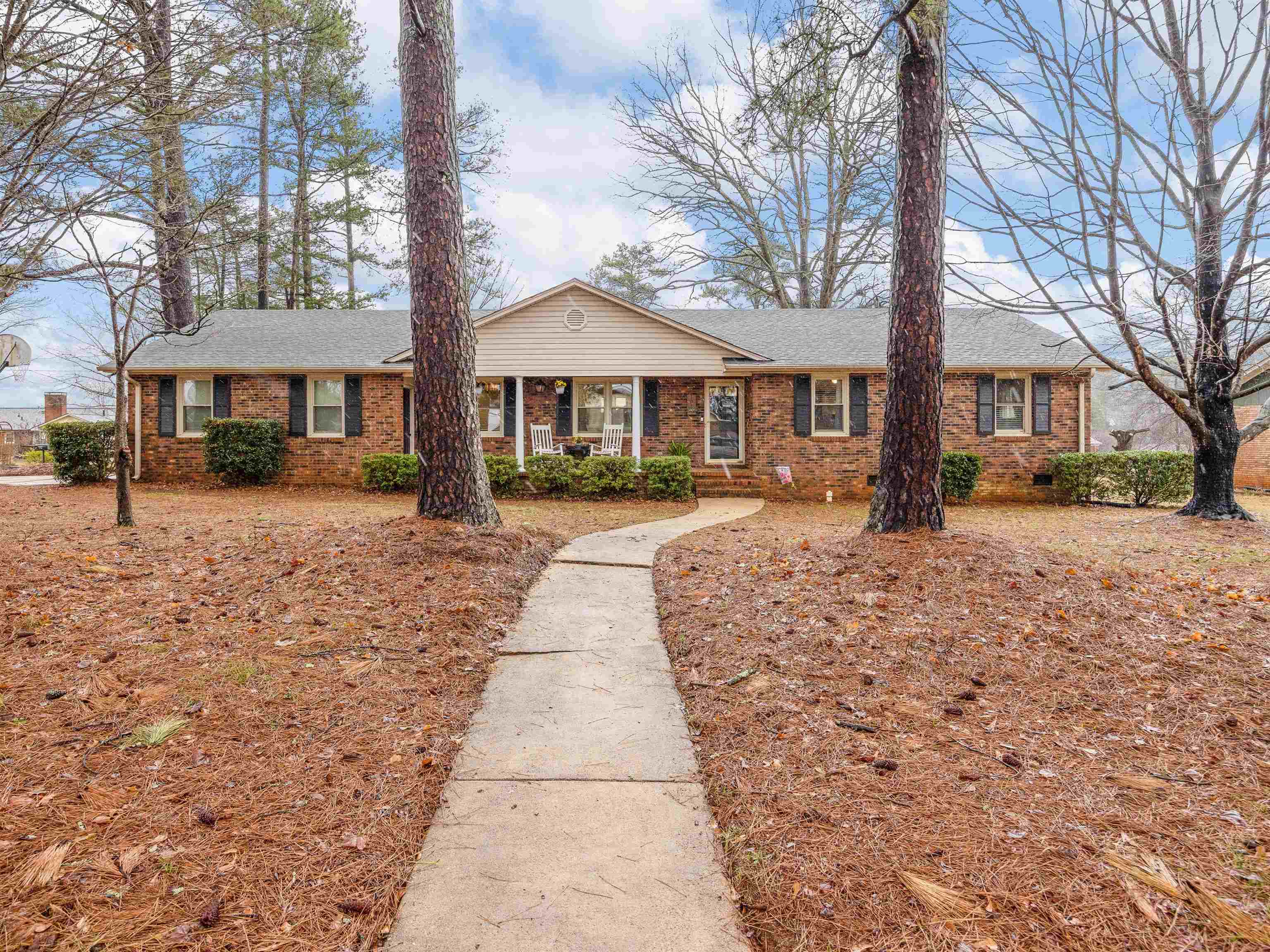 101 Perry Drive Boiling Springs, SC 29316 - Photo 1 of 36 Gallery Image 1