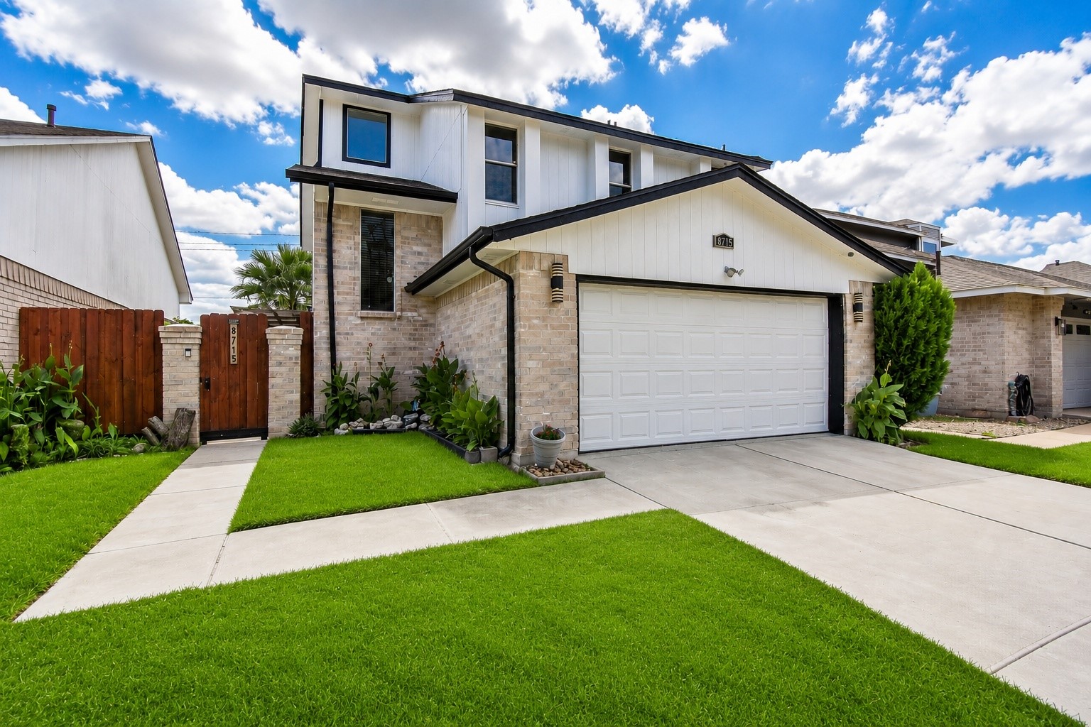 8715 Vinkins Road Houston, TX 77071 - Photo 2 of 48