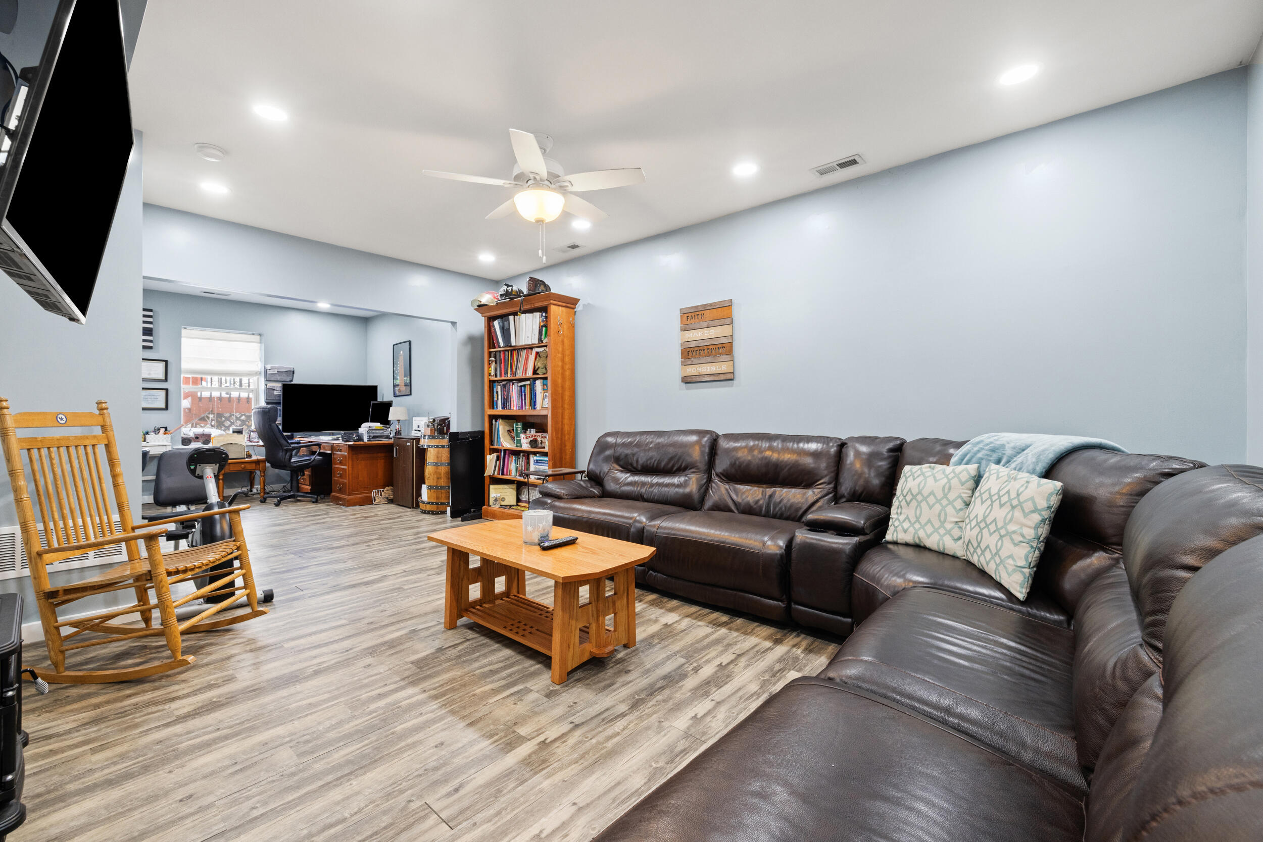 1284 Greendale Road Lexington, KY 40511 - Photo 24 of 30 28_1h4a9646